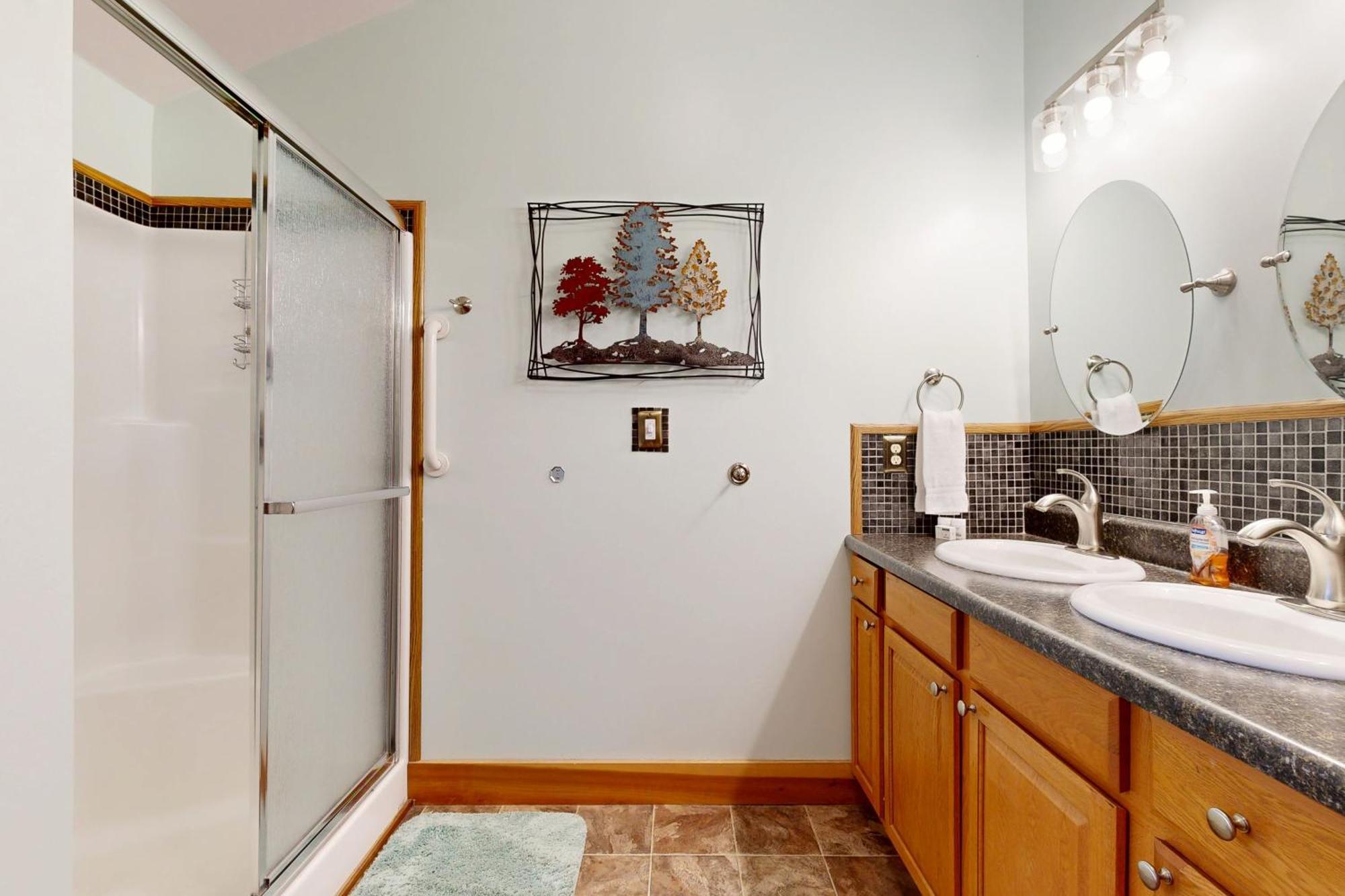 2 Bed 2 Bath Vacation Home In Whittier V Buitenkant foto